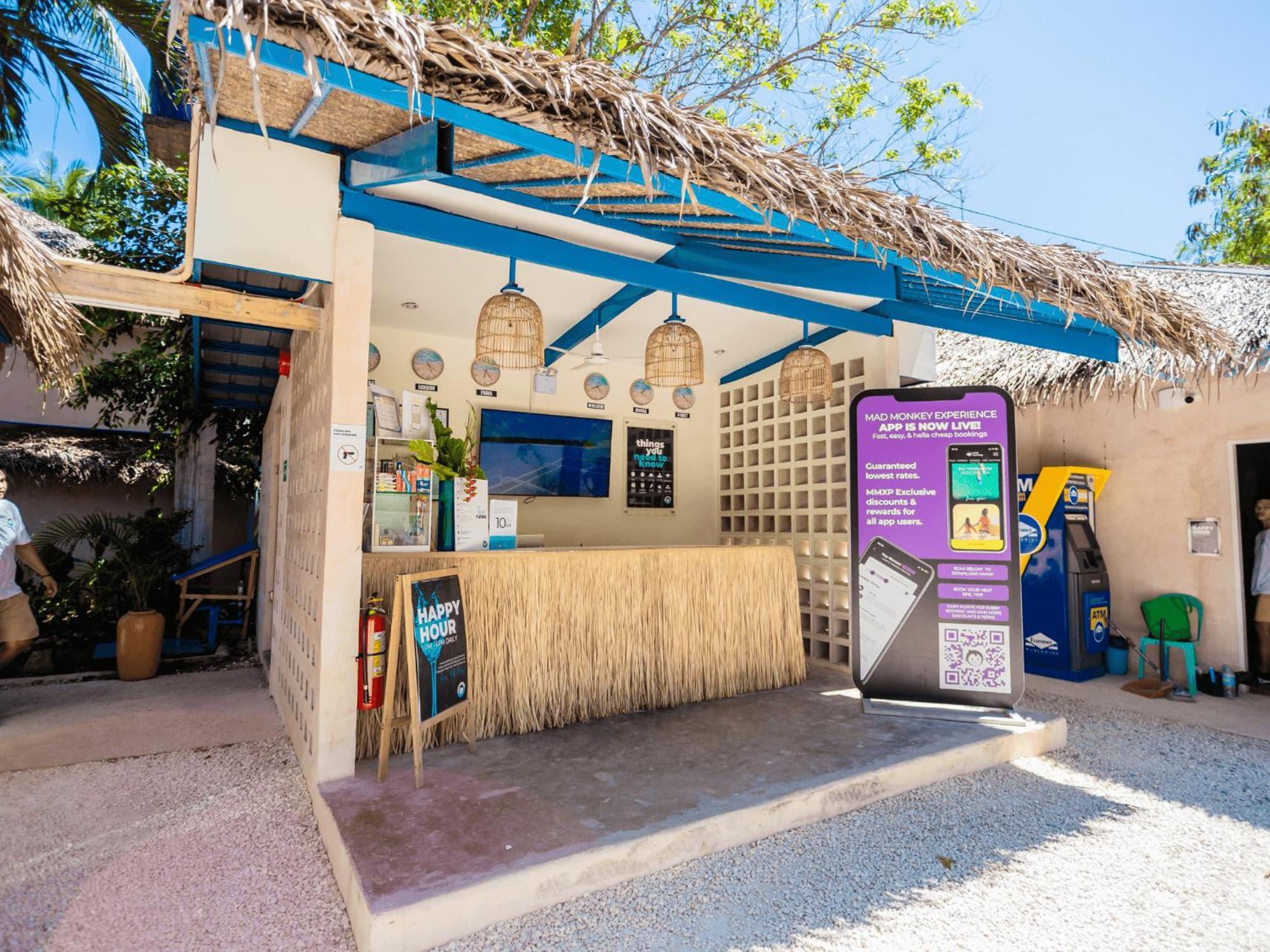 Albergue Mad Monkey Panglao Exterior foto