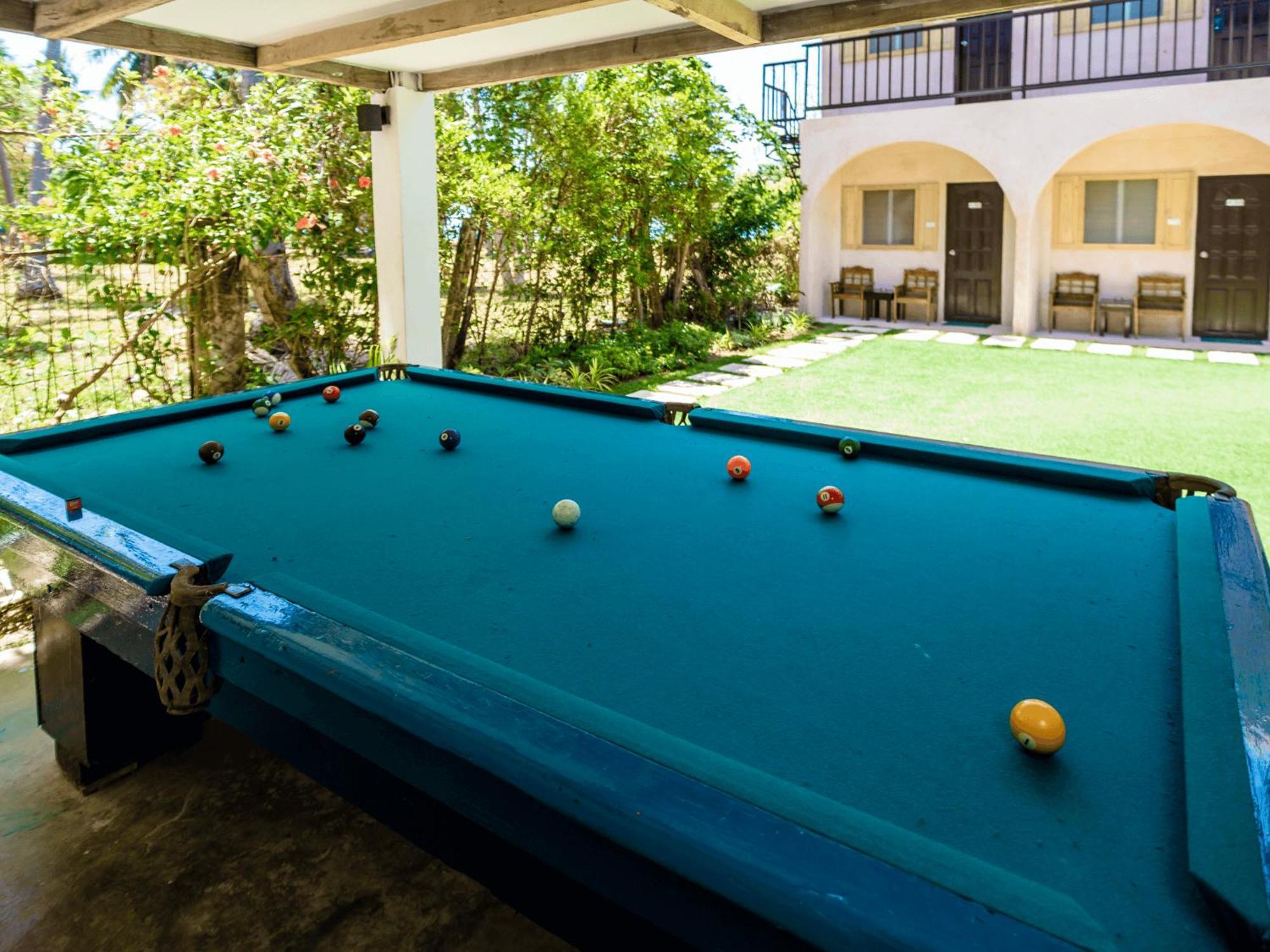 Albergue Mad Monkey Panglao Exterior foto